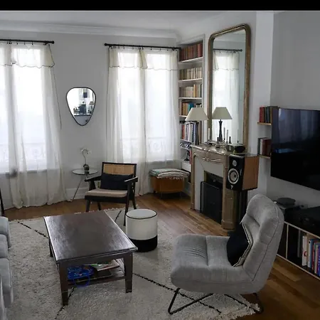 Canal St Martin Apartment *